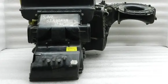 Opel Astra H Interior heater climate box assembly housing 93187736 93196679