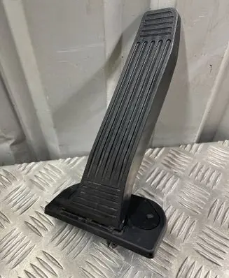 Lexus NX Accelerator throttle pedal 78111-33101