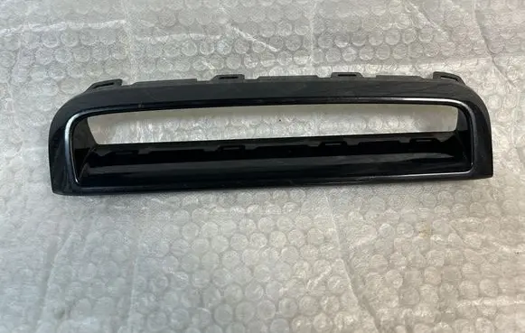 BMW 4 G22 G23 G24 G26 Front bumper lower grill 8078613 15857711