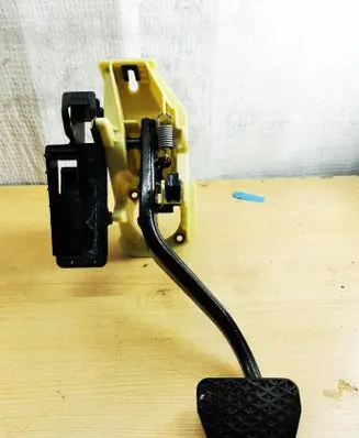 BMW 7 F01 F02 F03 F04 Brake pedal 9144253