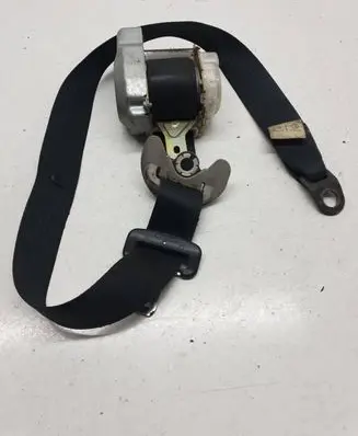Toyota Corolla Verso AR10 Front seatbelt 7P1140P