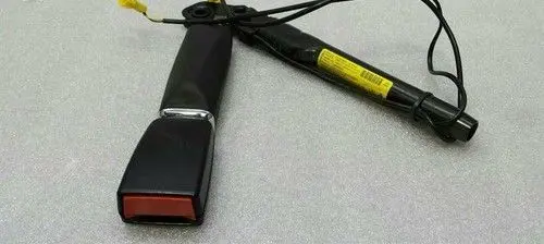 Mercedes-Benz S W221 Front seatbelt A2218601469