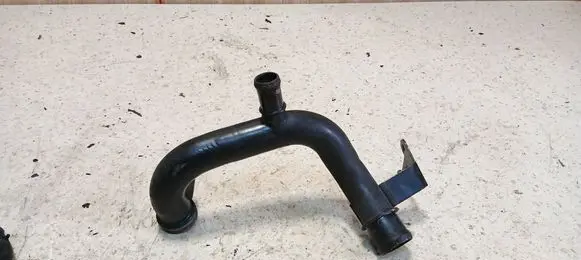 Volkswagen Touareg I Engine coolant pipe/hose 059121071BF