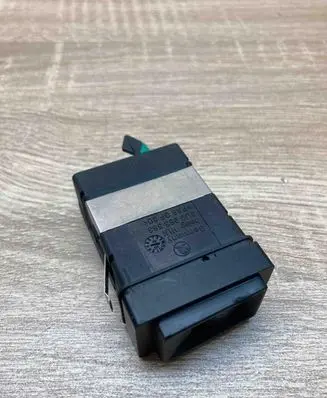 Skoda Superb B5 (3U) Seat heating switch 3U0963563