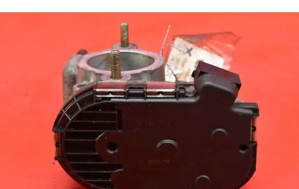 Opel Corsa C Throttle body valve 9157512