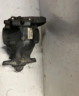 BMW X5 F15 Rear differential 7636996