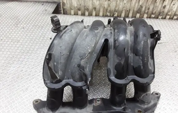 Citroen C2 Intake manifold 9631980380