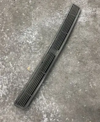 Mercedes-Benz Sprinter W901 W902 W903 W904 Engine hood trim 9018300218