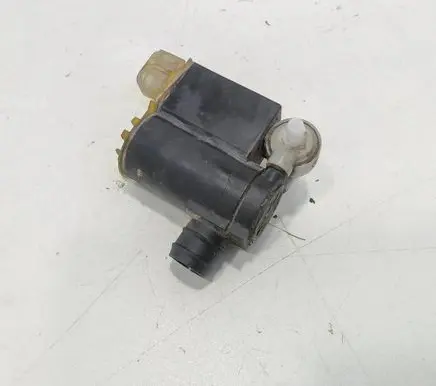 KIA Ceed Windscreen/windshield washer pump 985101H100
