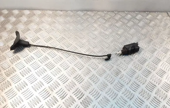 Opel Astra H Central locking motor 13125619