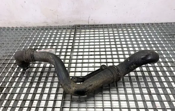 Skoda Octavia Mk2 (1Z) Air intake hose/pipe 1K0145762P