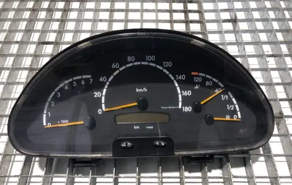 Mercedes-Benz Sprinter W901 W902 W903 W904 Speedometer (instrument cluster) 88311295