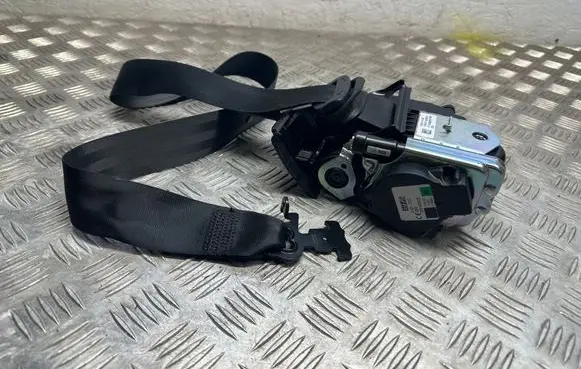 Volvo XC90 Front seatbelt 32131153 12102019 637752600