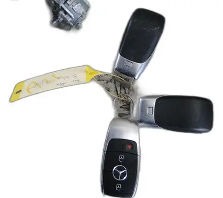 Mercedes-Benz B W247 Ignition key/card 