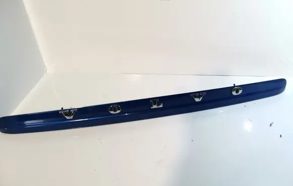Volvo V50 Trunk door license plate light bar 80753026