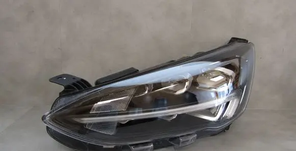 Ford Focus Headlight/headlamp MX7B13E015EB