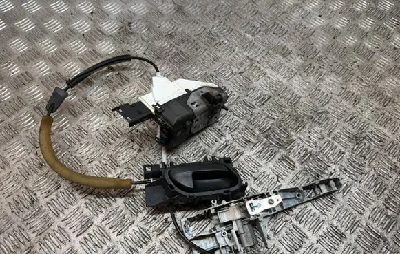 Peugeot Partner Front door lock 