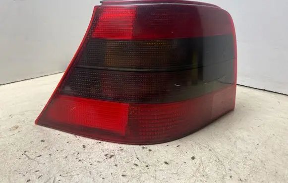 Volkswagen Golf IV Rear/tail lights 1j6945257