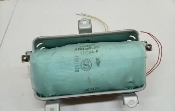 Toyota Corolla E120 E130 Passenger airbag PF04908C01T