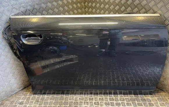 Audi A6 S6 C6 4F Front door