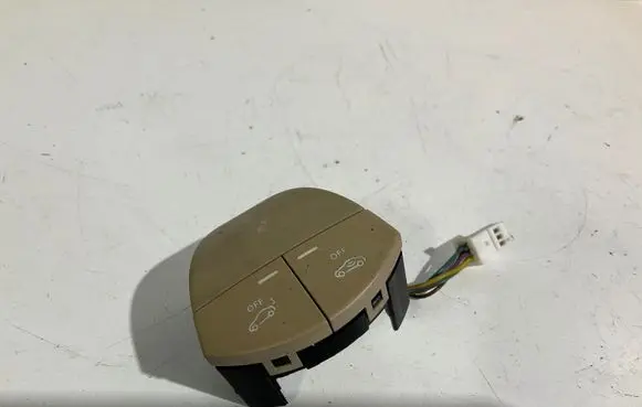 Mercedes-Benz E W211 Alarm switch A2118213151 74108625 8G6603C0013