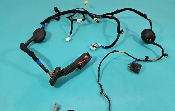 Hyundai i30 Rear door wiring loom 91615G4140 IMPRK1549306