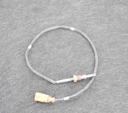 Volkswagen Golf VII Oil temperature sensor 04L906088B
