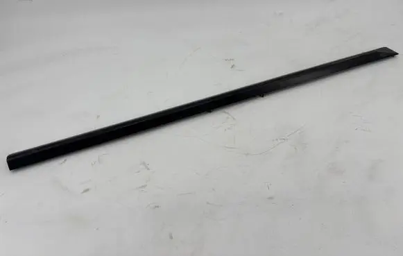 Audi A2 Front door trim (molding) 8Z0854939