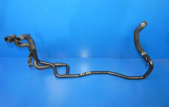 Jaguar XJ X351 Engine coolant pipe/hose