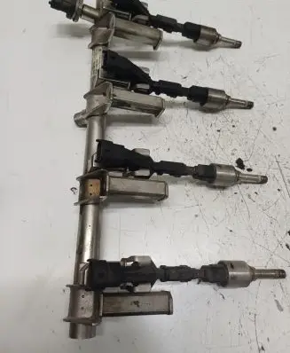 Ford Focus Fuel main line pipe BM5G9H487CA