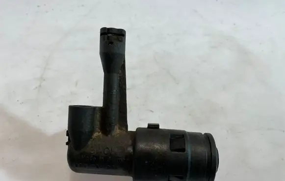 Audi A6 S6 C5 4B Clutch slave cylinder 8E0721257A
