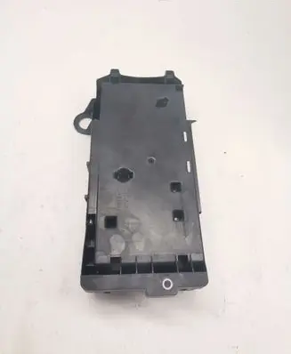 Mercedes-Benz E W213 Fuse box cover A2135400200