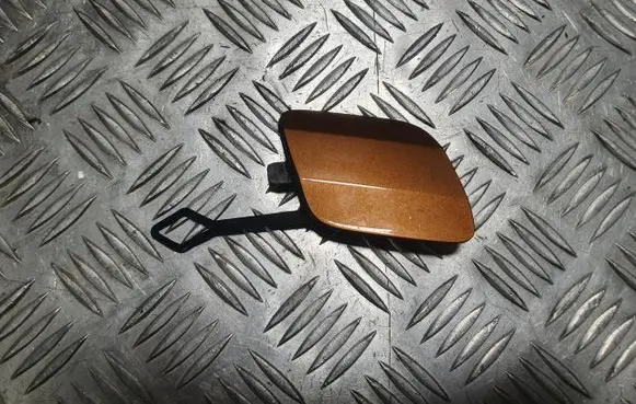 Renault Captur II Front tow hook cap/cover 511801345R