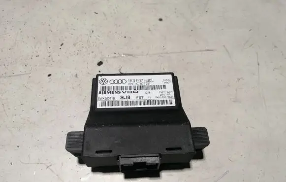 Volkswagen Tiguan Gateway control module 1K0907530L