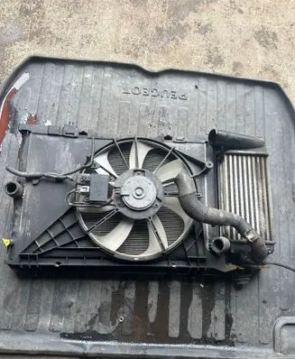 Toyota Auris 150 Radiator set 