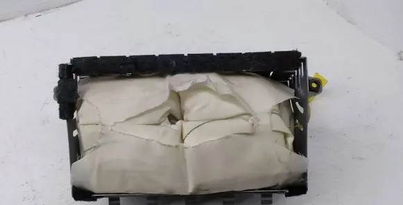 Mitsubishi Grandis Passenger airbag MN173206 E00532904P2J