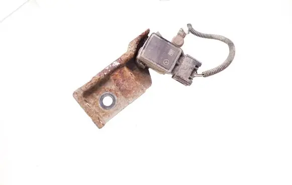Mercedes-Benz S W220 Air suspension front height level sensor A0105427617