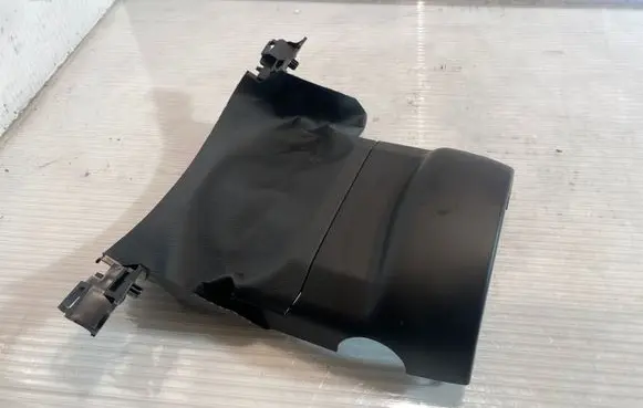 Steering wheel column trim
