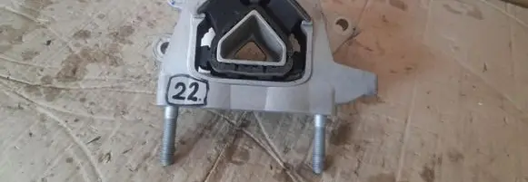 Opel Corsa F Engine mount vacuum valve 9826533880