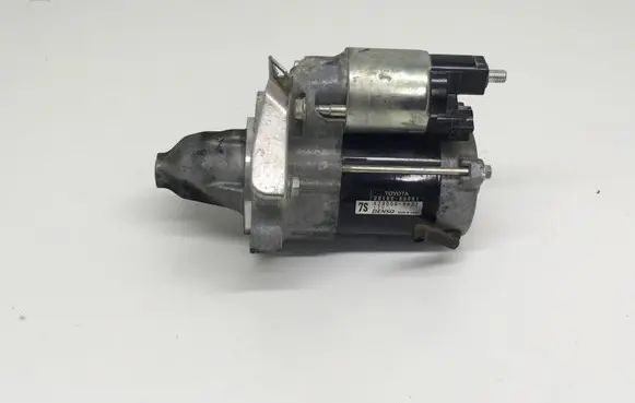Toyota Yaris Starter motor 281000Q081