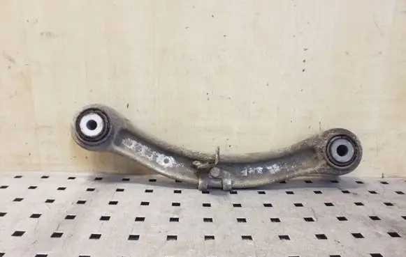 Rear control arm