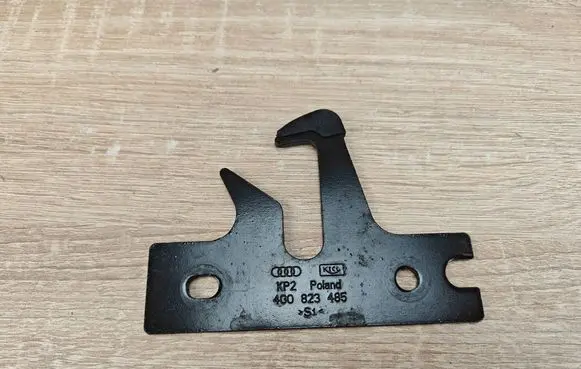 Audi A7 S7 4G Engine bonnet/hood lock/latch loop/hook 4G0823485
