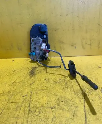 Chrysler 300 - 300C Rear door lock