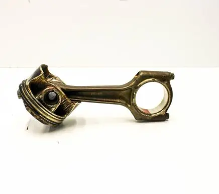BMW 8 G14 Piston 8681079