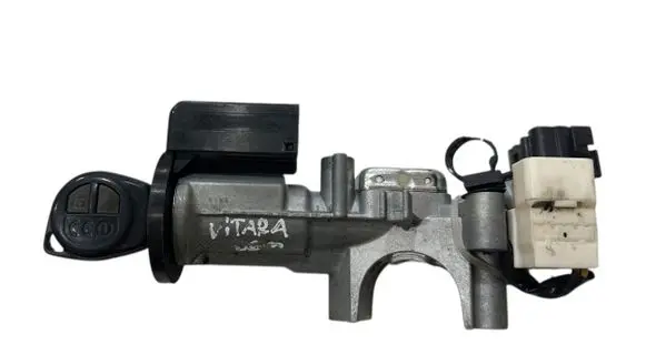 Suzuki Grand Vitara II Ignition lock 3397067J0 97R1010015 X1T12671M