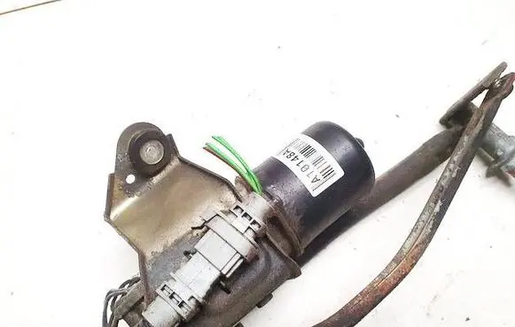 Iveco Daily 30.8 - 9 Wiper motor 