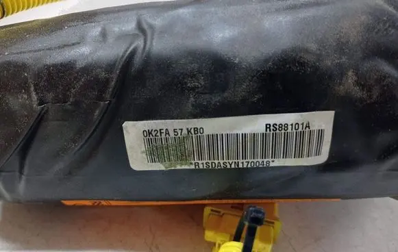 KIA Carens I Seat airbag 0K2FA57KB0