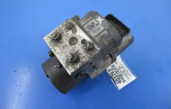 Ford Mondeo MK II ABS Pump 98BC-2M110-AD