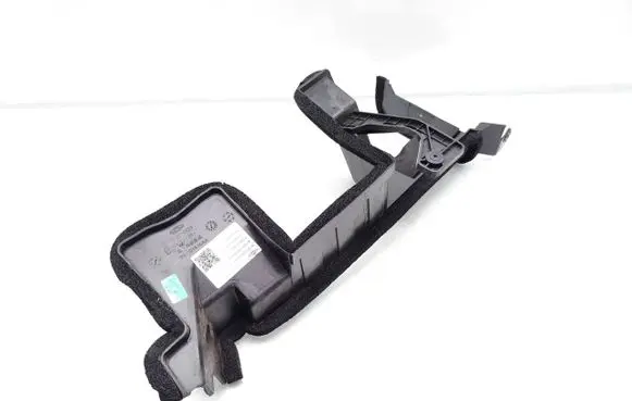 Chery 5/C5 Intercooler air channel guide 302001616AA