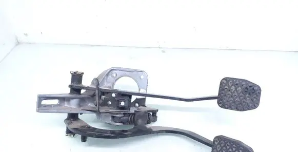 BMW X3 E83 Pedal assembly 35113414589 3414589
